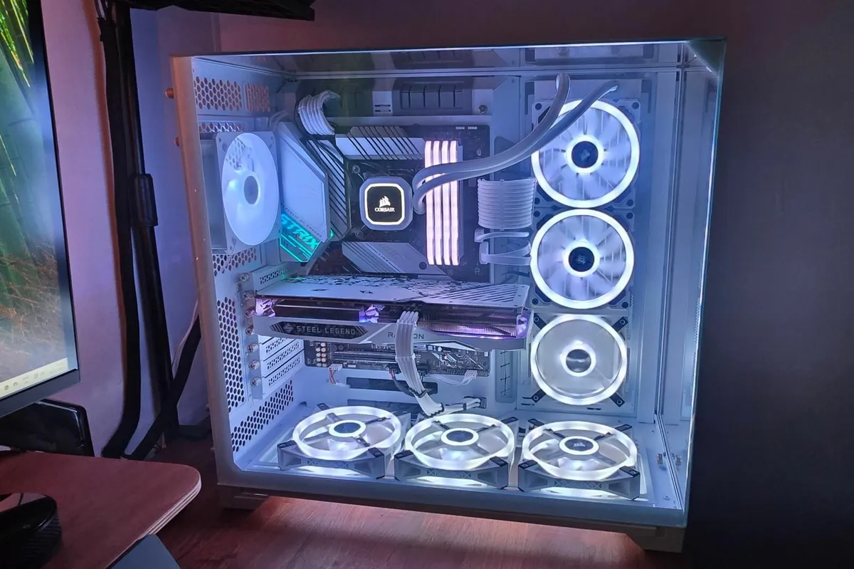 Custom Built Lian-Li Desktop Glass RGB Gaming PC - Image 4
