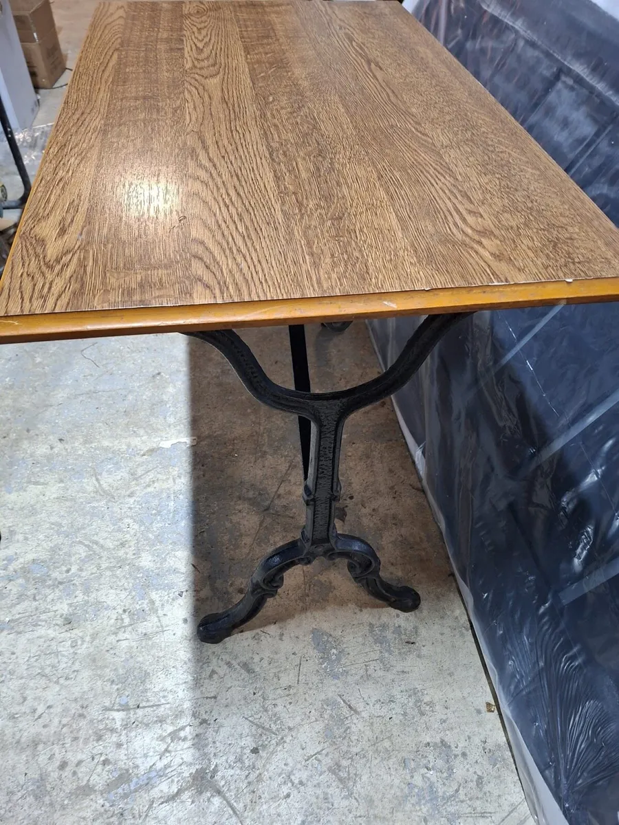 Restaurant Table - Image 2