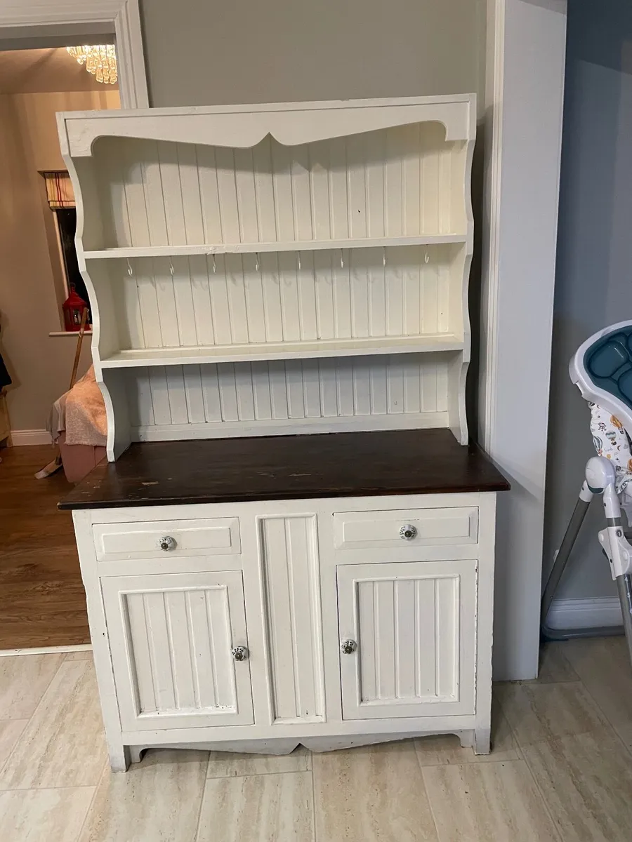 Kitchen dresser - Image 1