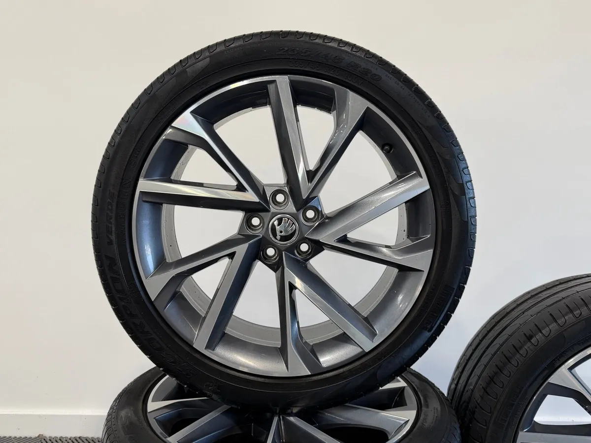 20” GENUINE SKODA ALLOYS - Image 2