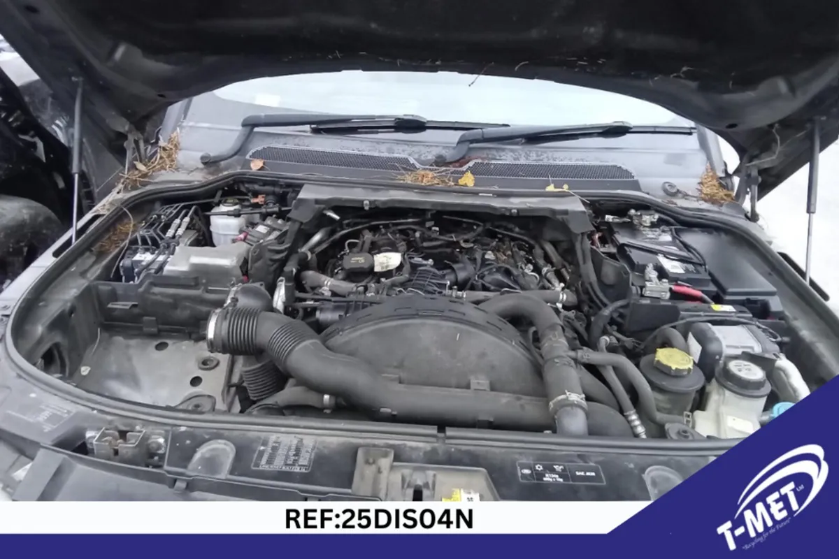 2016 LAND ROVER DISCOVERY BREAKING FOR PARTS - Image 3