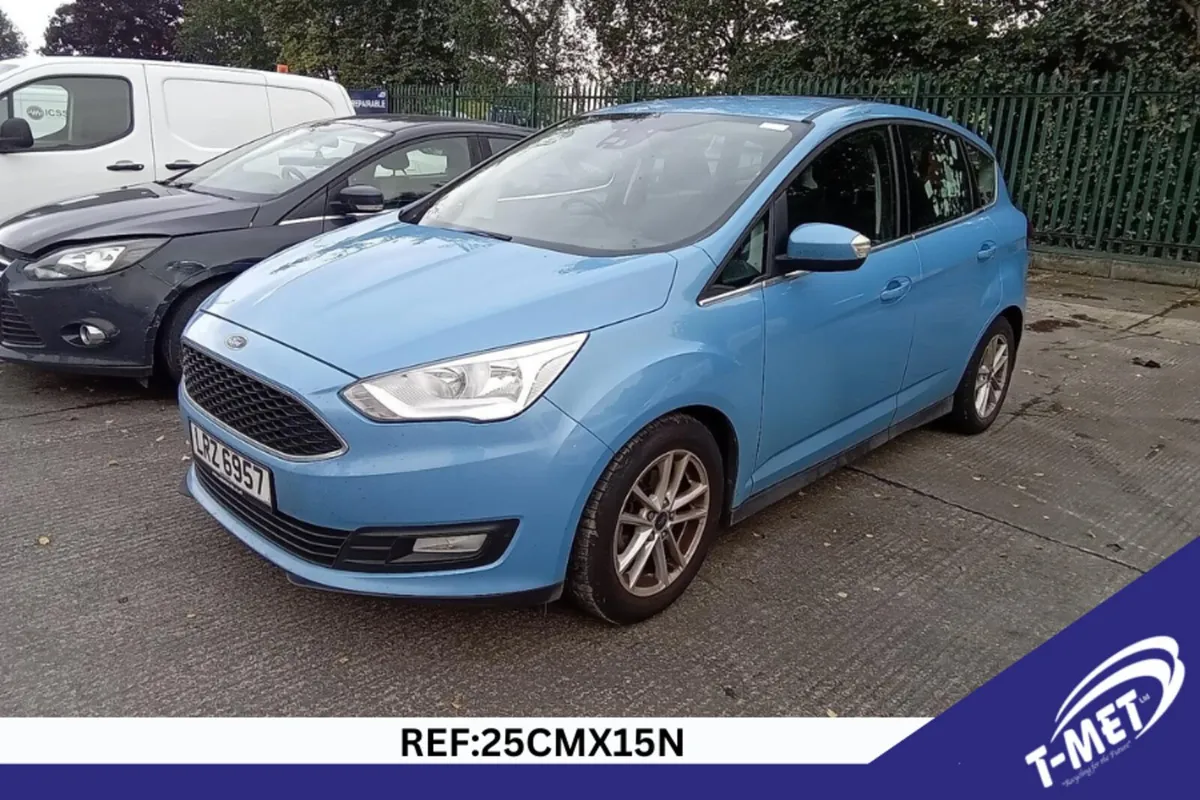 2017 FORD FOCUS CMAX BREAKING FOR PARTS - Image 1