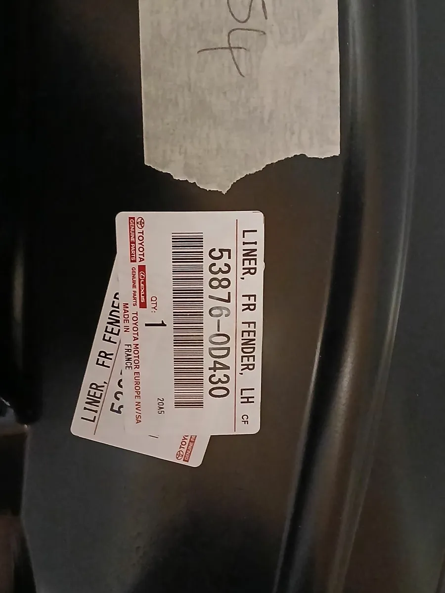 Toyota Yaris Front Left Hand Side Wheel Liner - Image 1