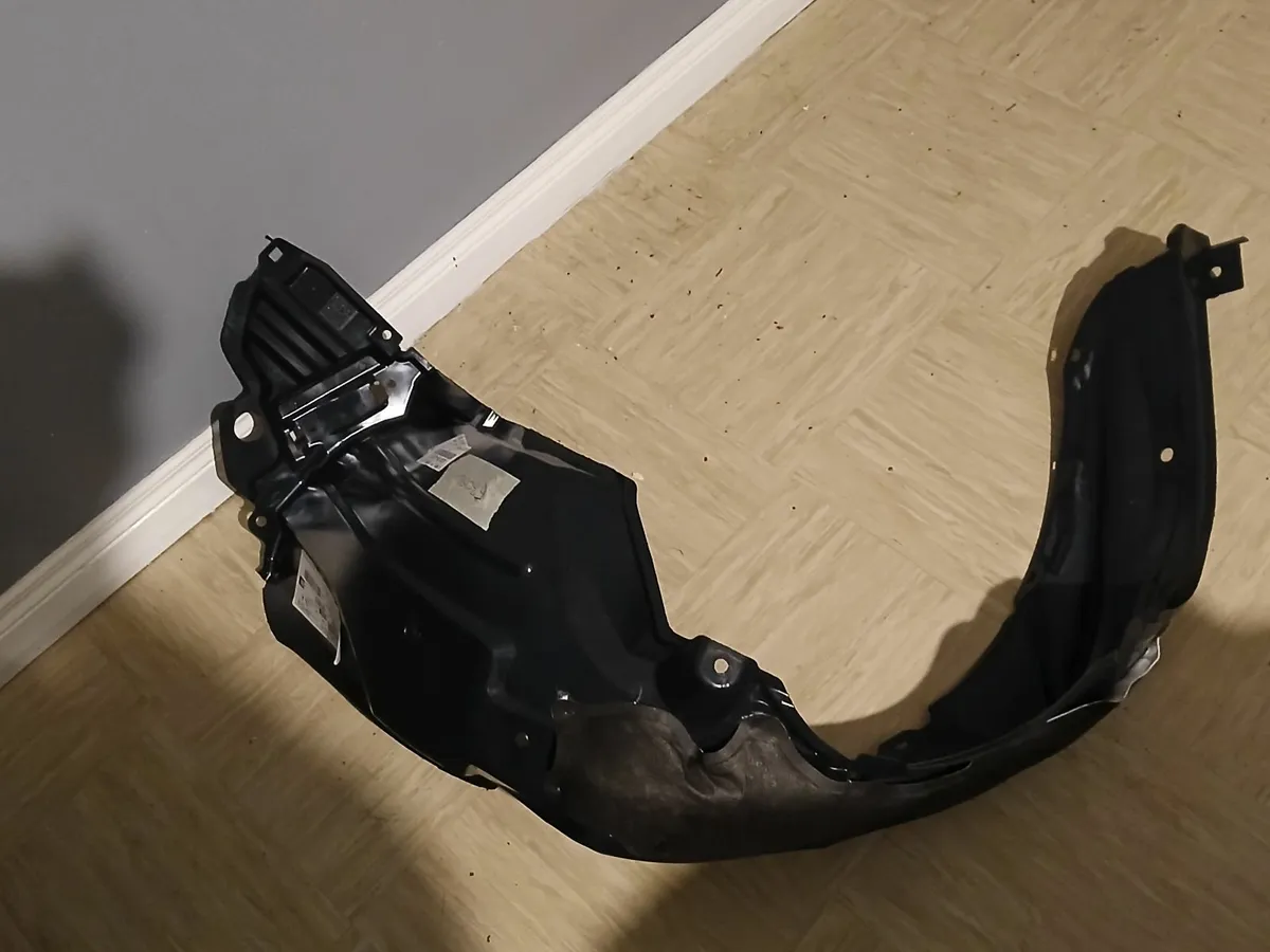 Toyota Yaris Front Left Hand Side Wheel Liner - Image 4