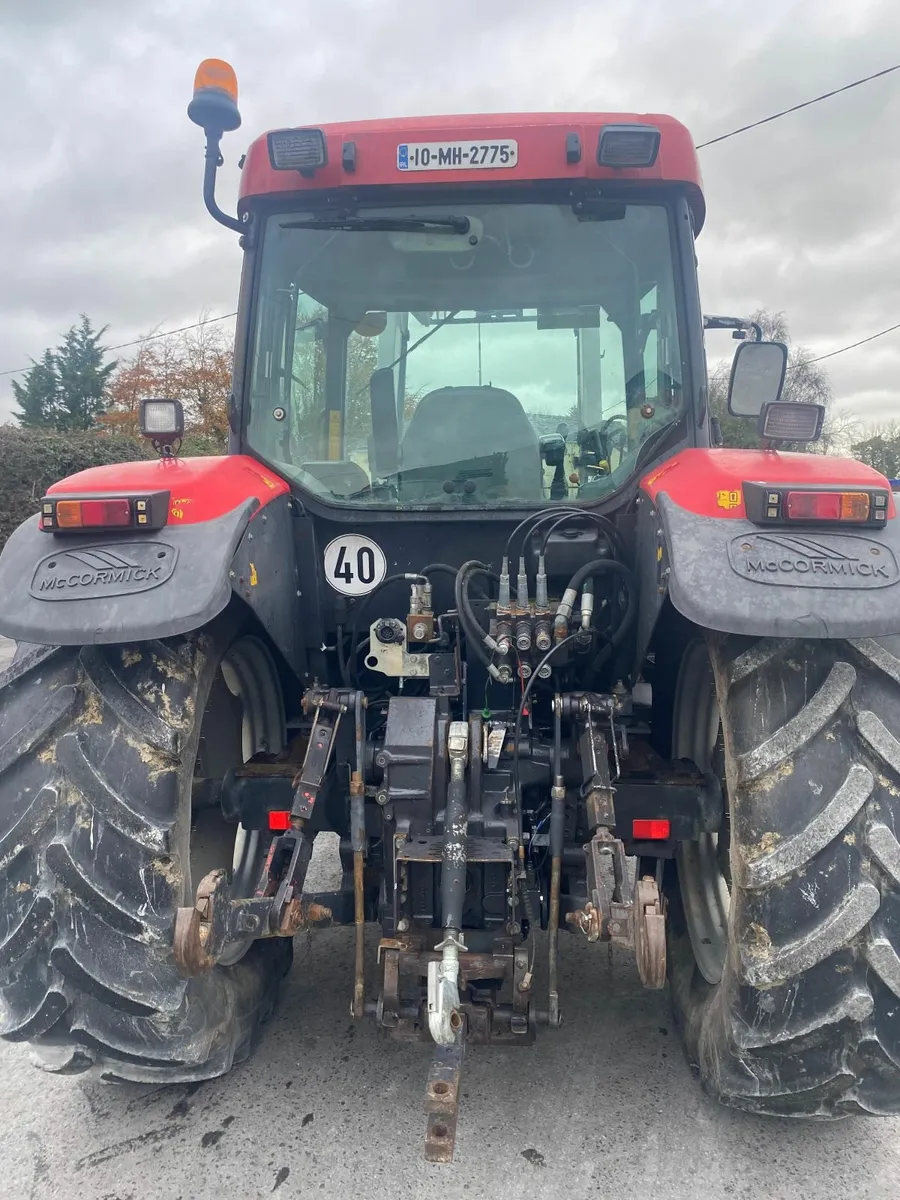 2010 McCormick MC130 tractor - Image 3