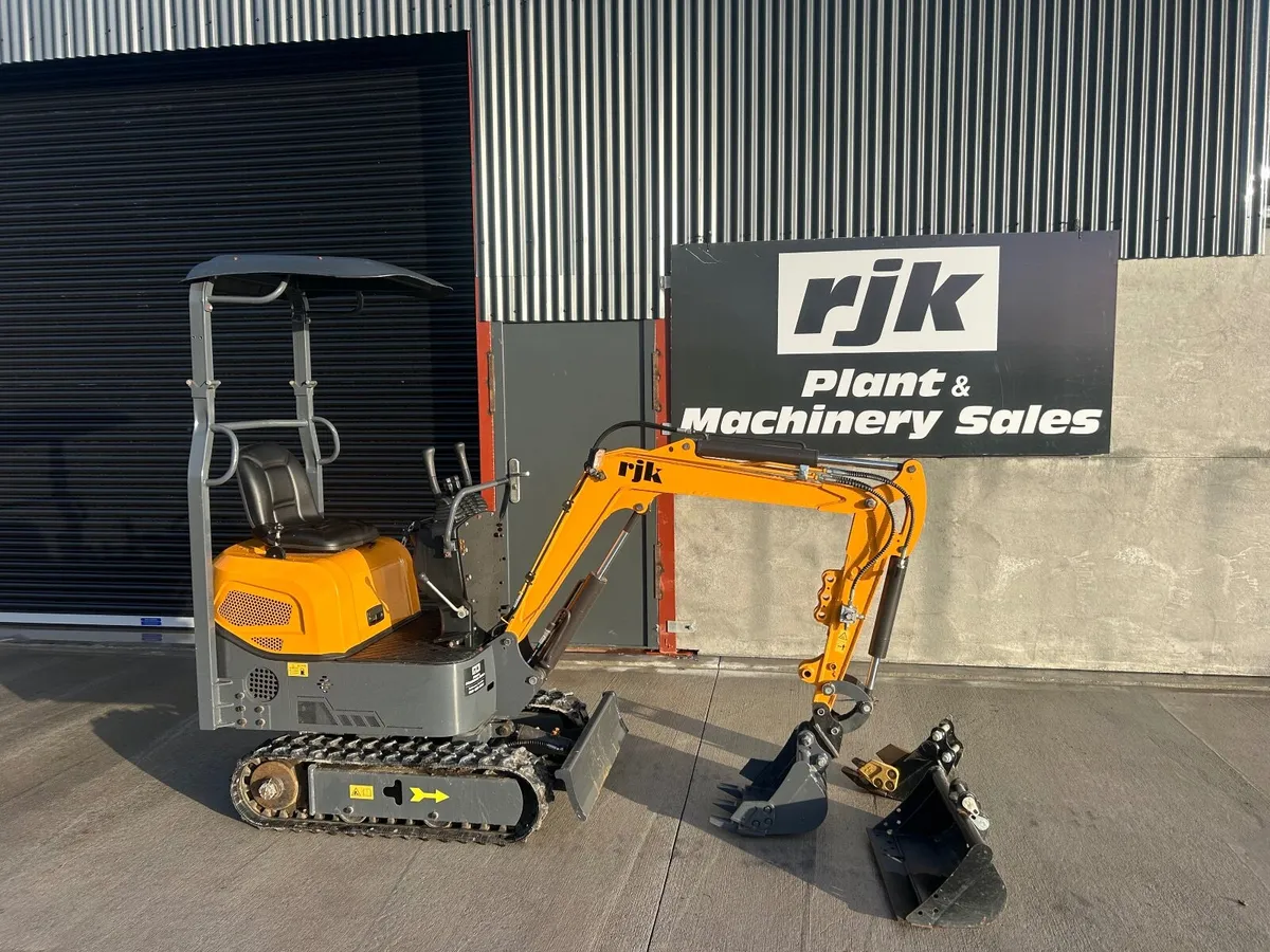 RJK 1.2 mini digger - Image 1