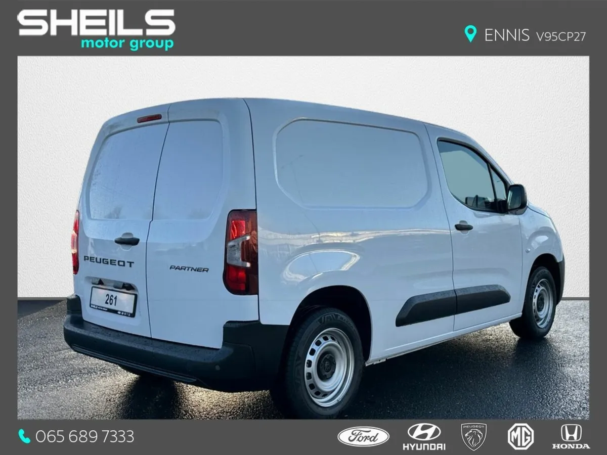 Peugeot Partner Pro Plus 1.5 Diesel **3 SEATER** - Image 2