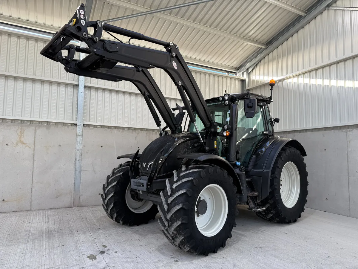 2019 Valtra N174 Versu c/w G5s Loader+Guidance - Image 1