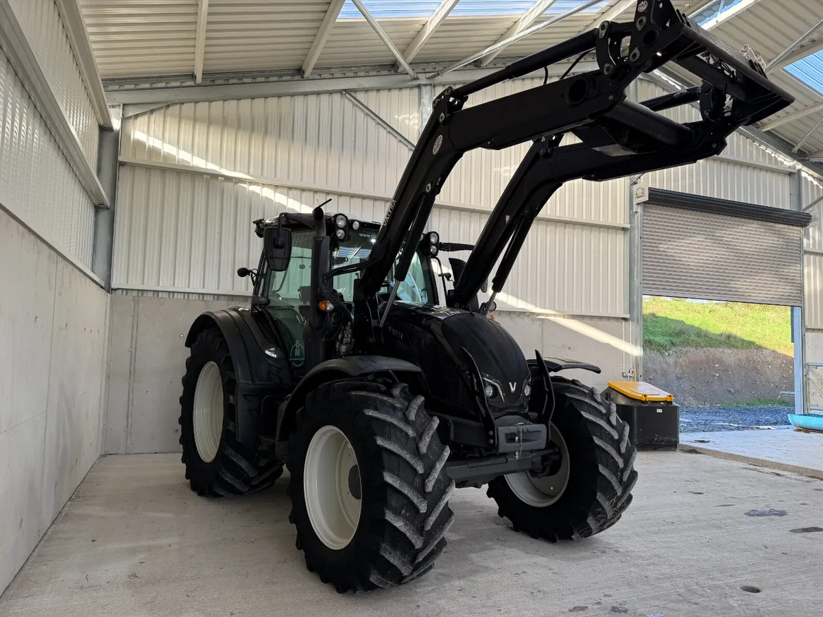 2019 Valtra N174 Versu c/w G5s Loader+Guidance - Image 4