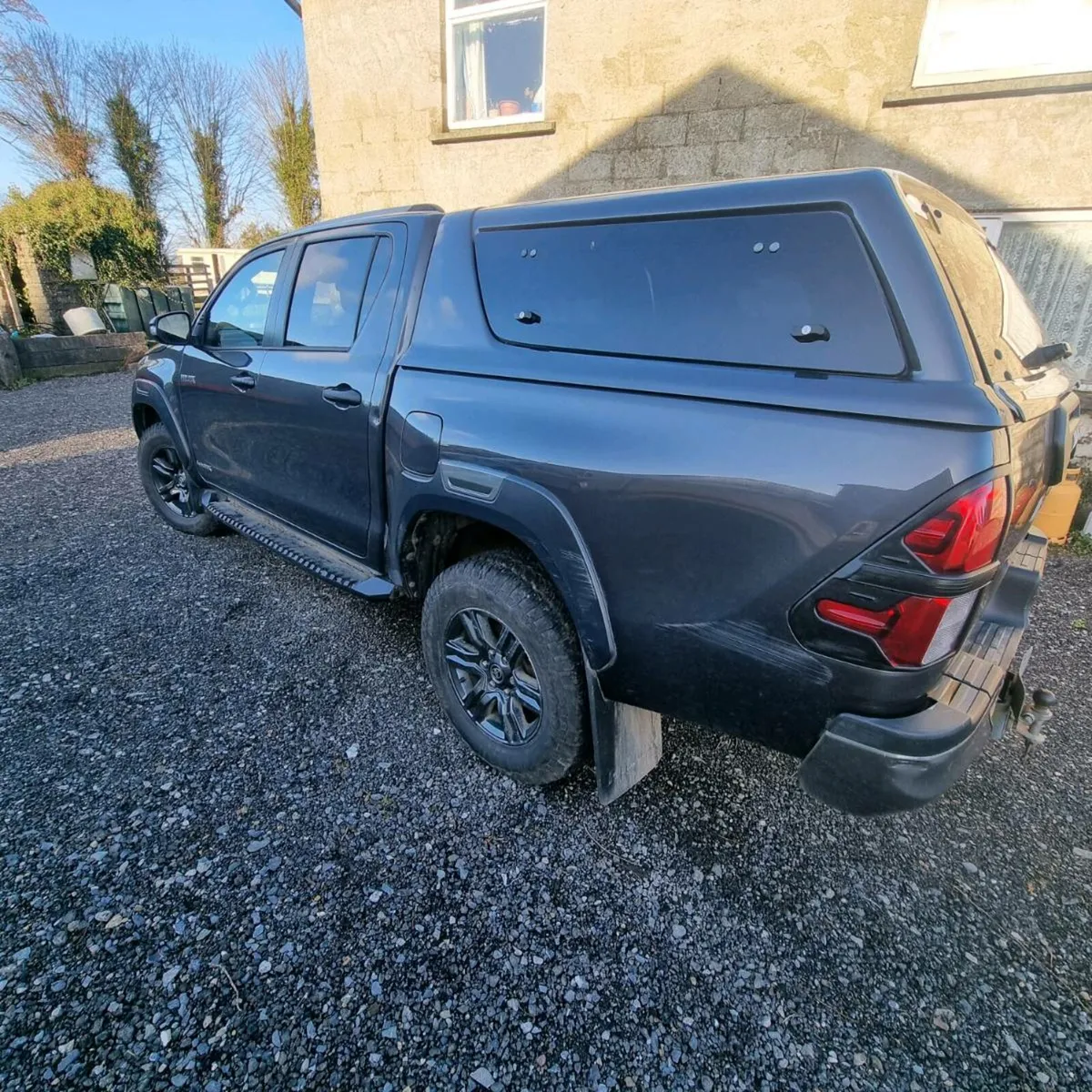 Toyota hilux - Image 3