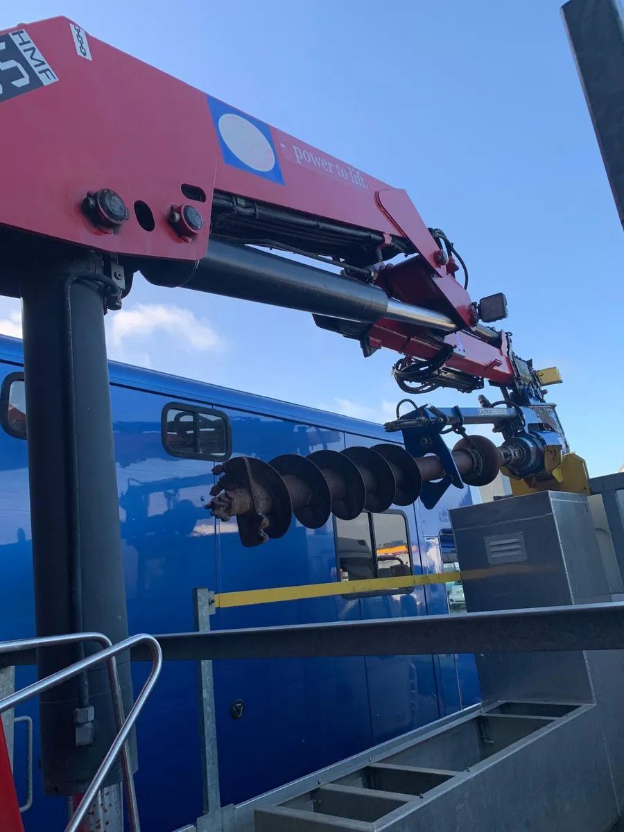 7.5 Ton Metre HMF Crane - Image 1