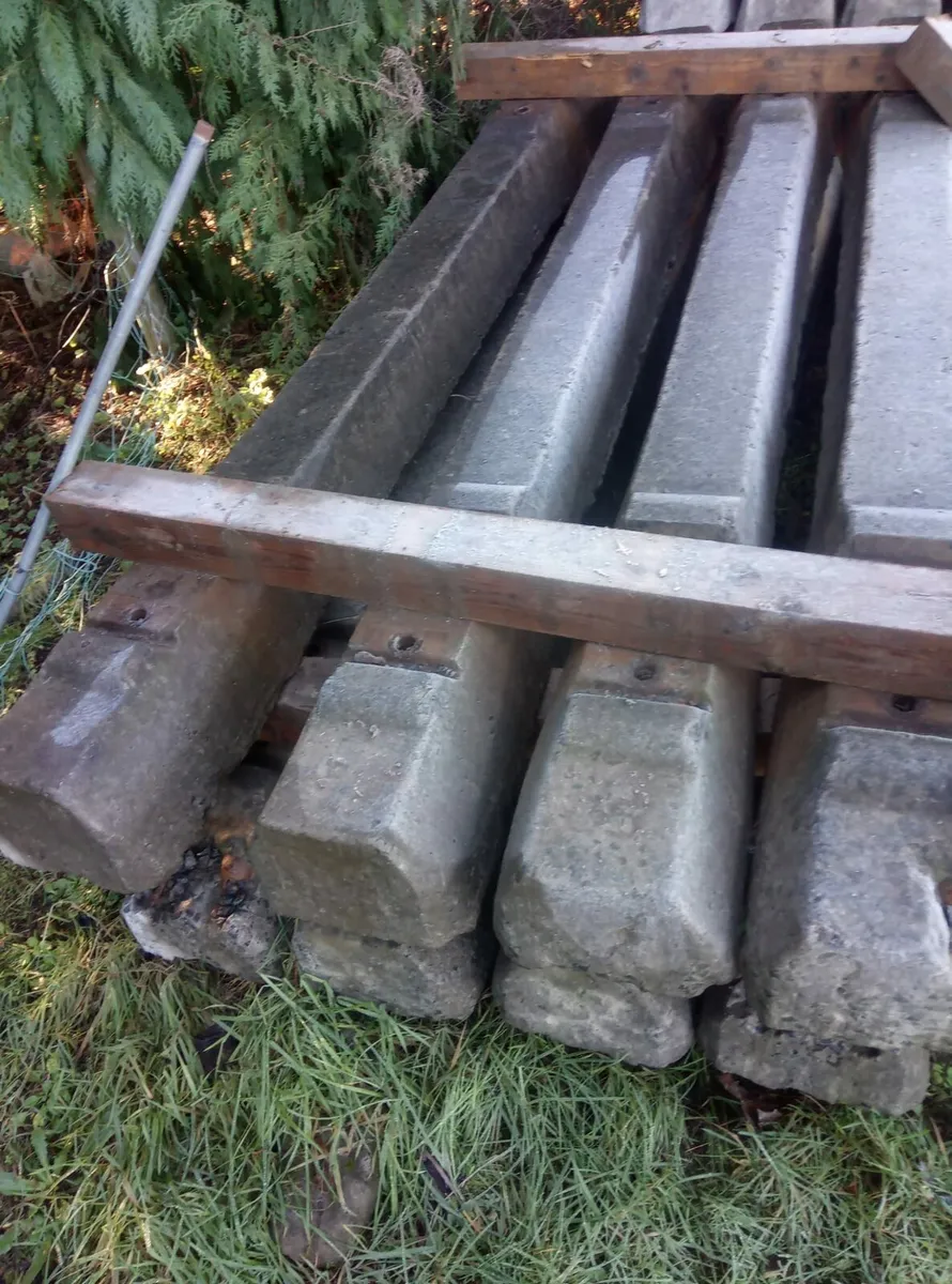 Concrete Sleepers & Crash Barriers for sale - Image 1
