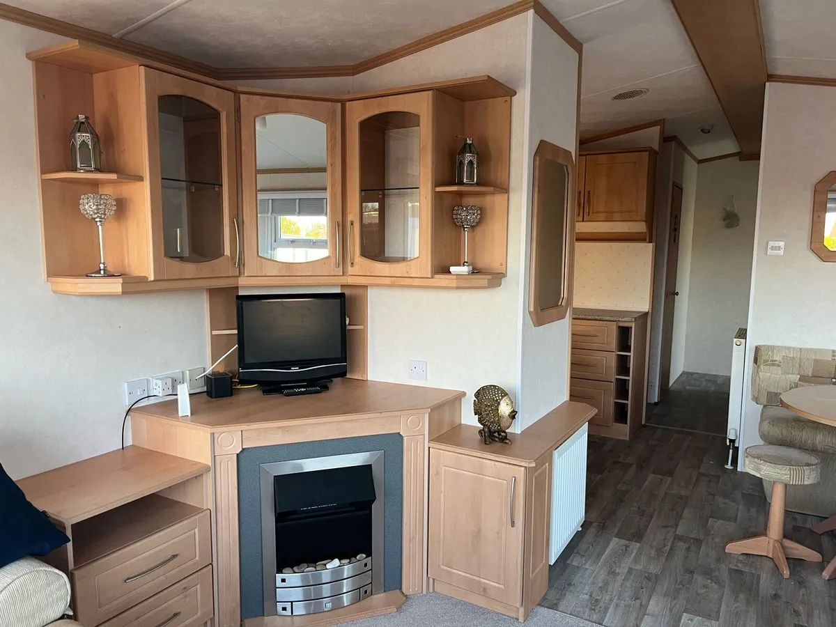 Pemperdon Elite 2BR mobile home - Image 3