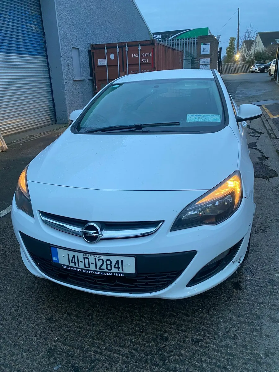 Opel astra van 2014 - Image 1