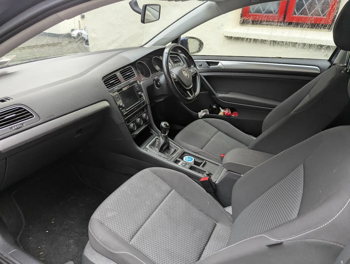 Volkswagen Golf 2018 - Image 2