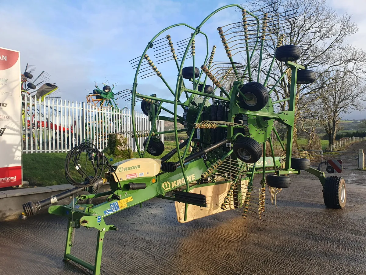 2021 Krone TC930 Rake - Image 2