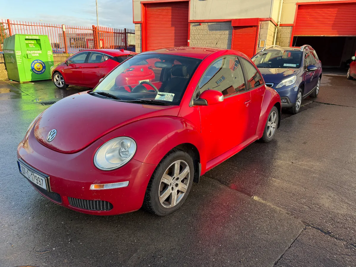 2007 Volkswagen Beetle - Image 1
