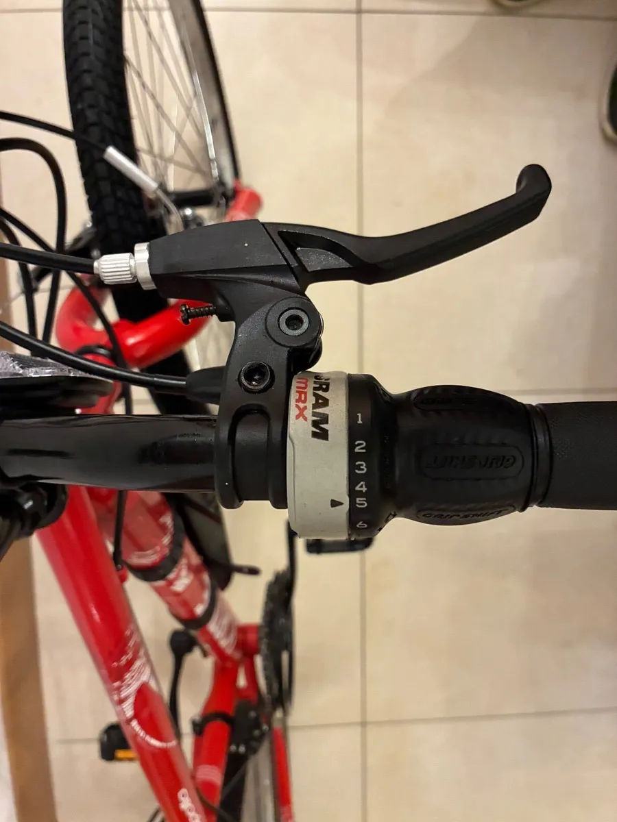 Apollo Vortice Junior Hybrid Bicycle - Image 3