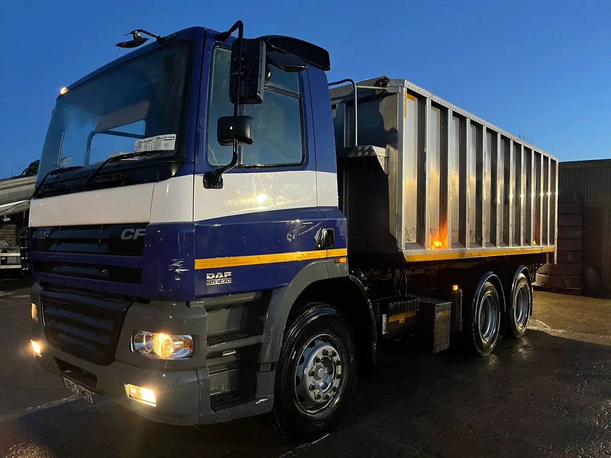 2005 Daf CF85 430 Tractor unit Blower - Image 3