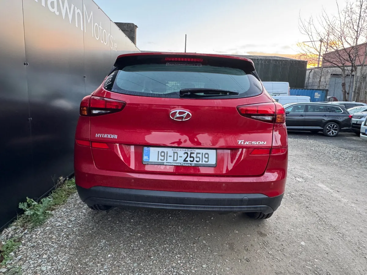 HYUNDAI TUCSON 1.6 CRDI COMFORT COMMERCIAL - Image 4