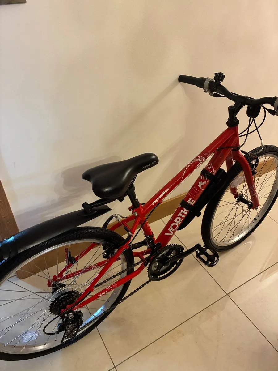 Apollo Vortice Junior Hybrid Bicycle - Image 1