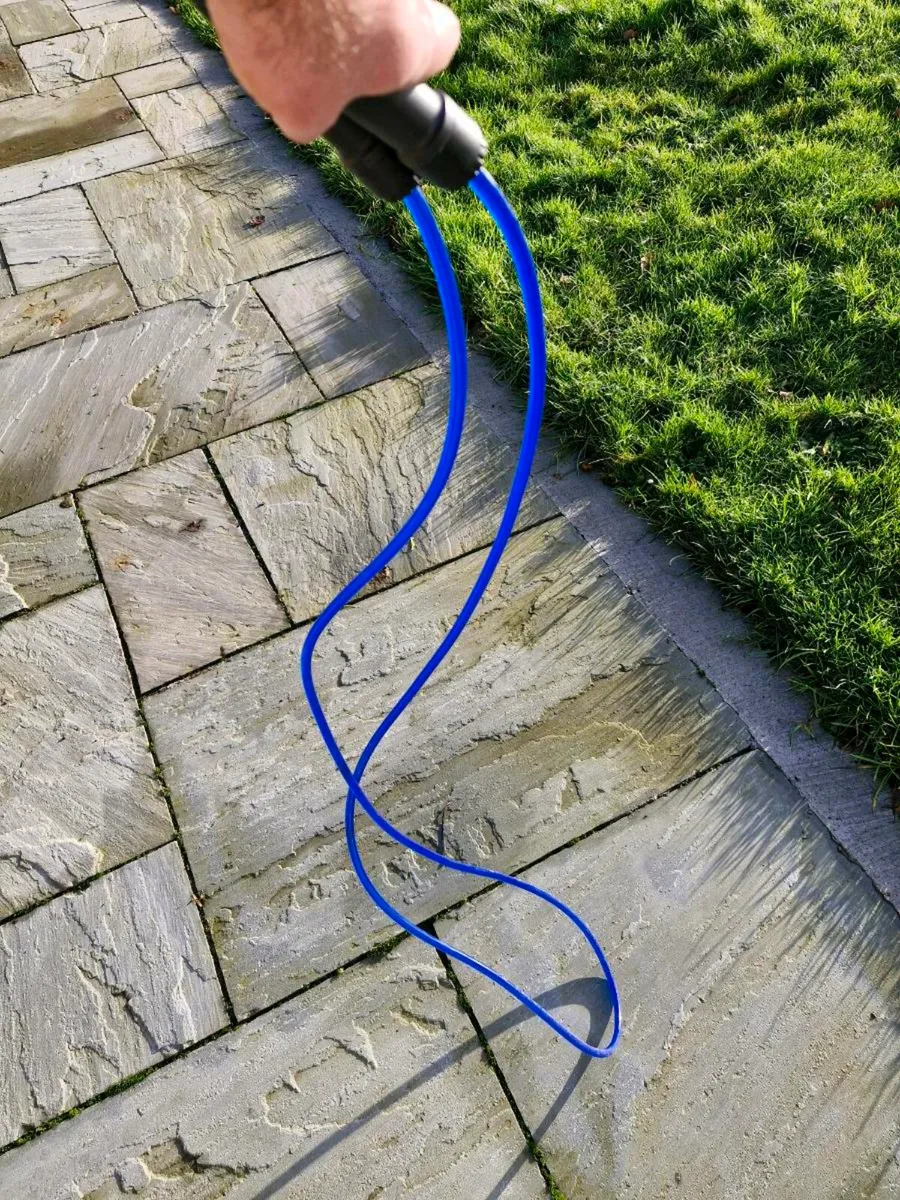 Boxing bag and bracket - Image 4