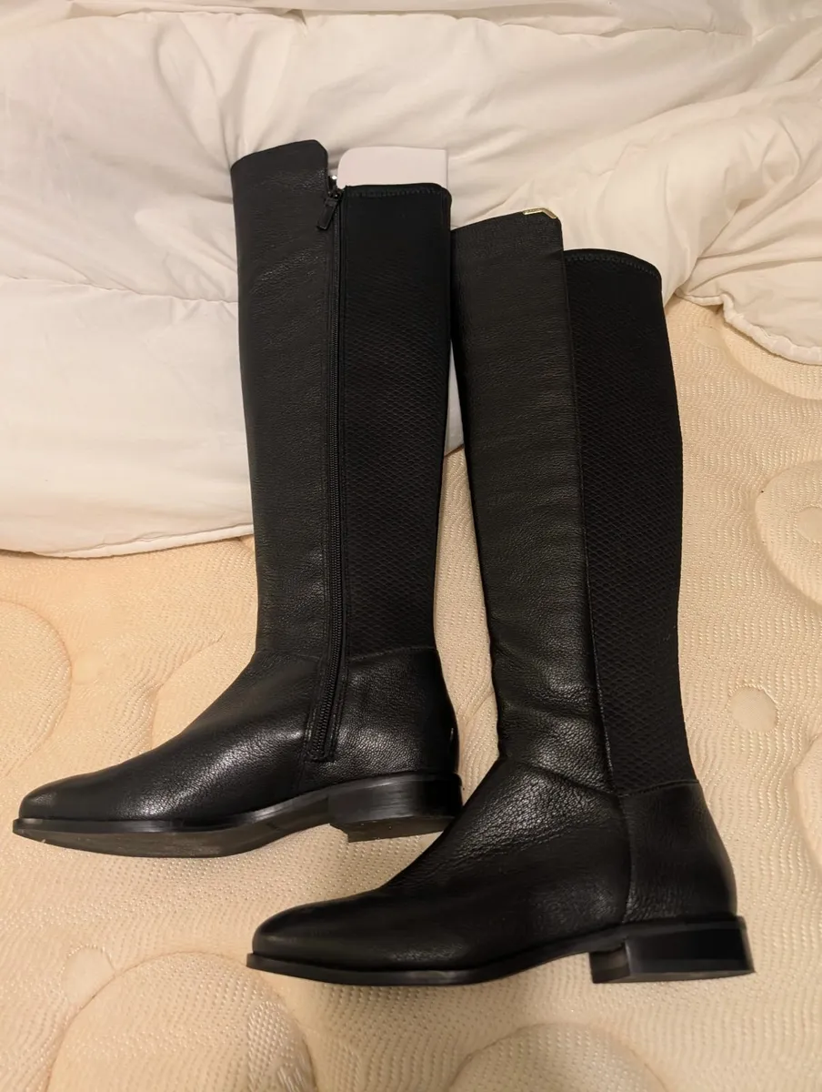 Leather Boots brand new - Image 1