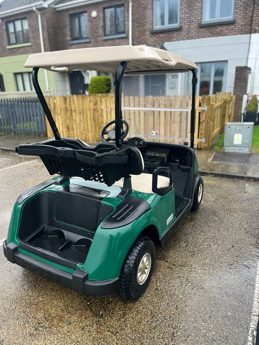 Golf buggy - Image 3