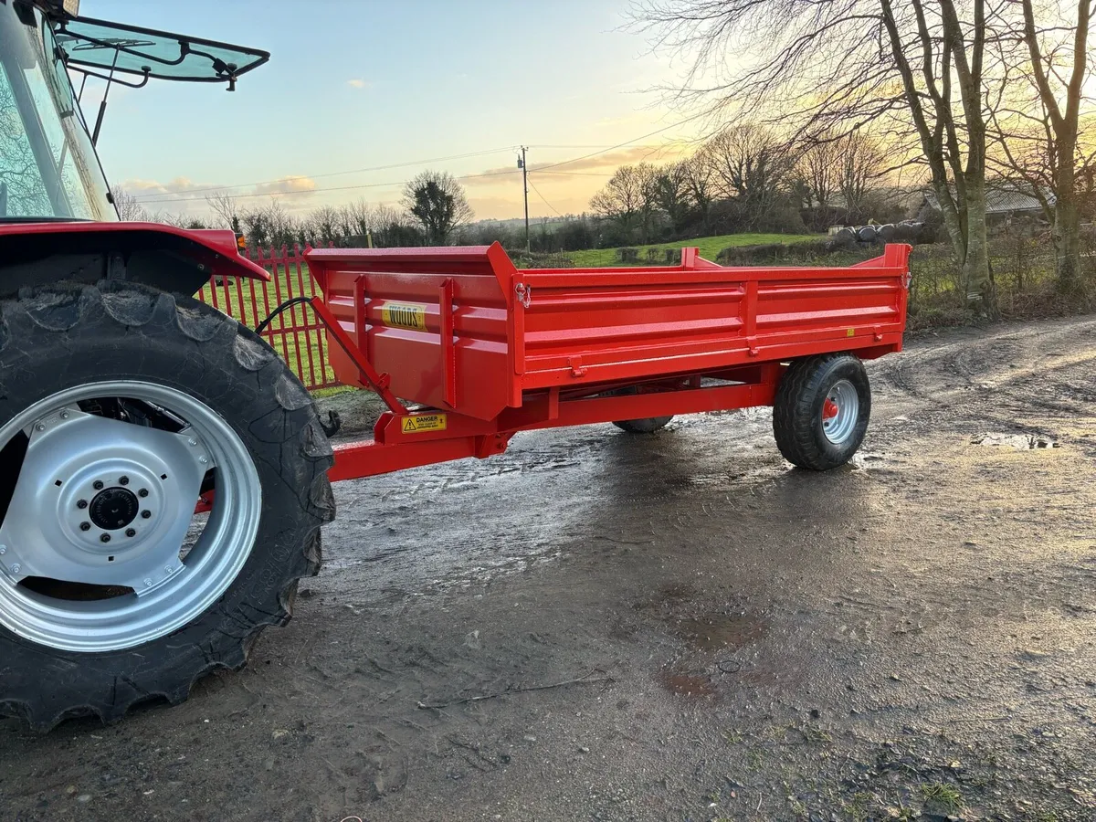 2nd hand 11x 7 woods steel tipping trailer - Image 1