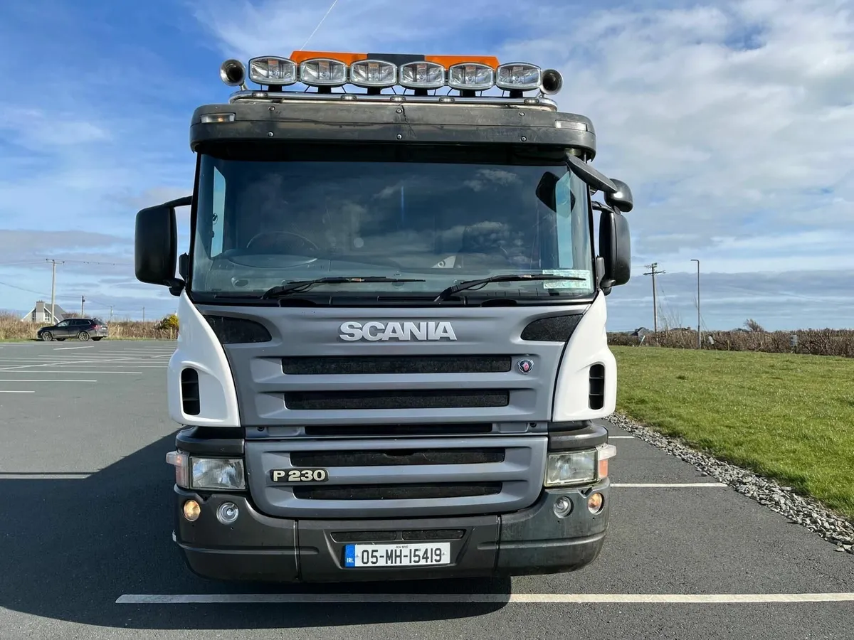 Scania P230 Beavertail Body - Image 2