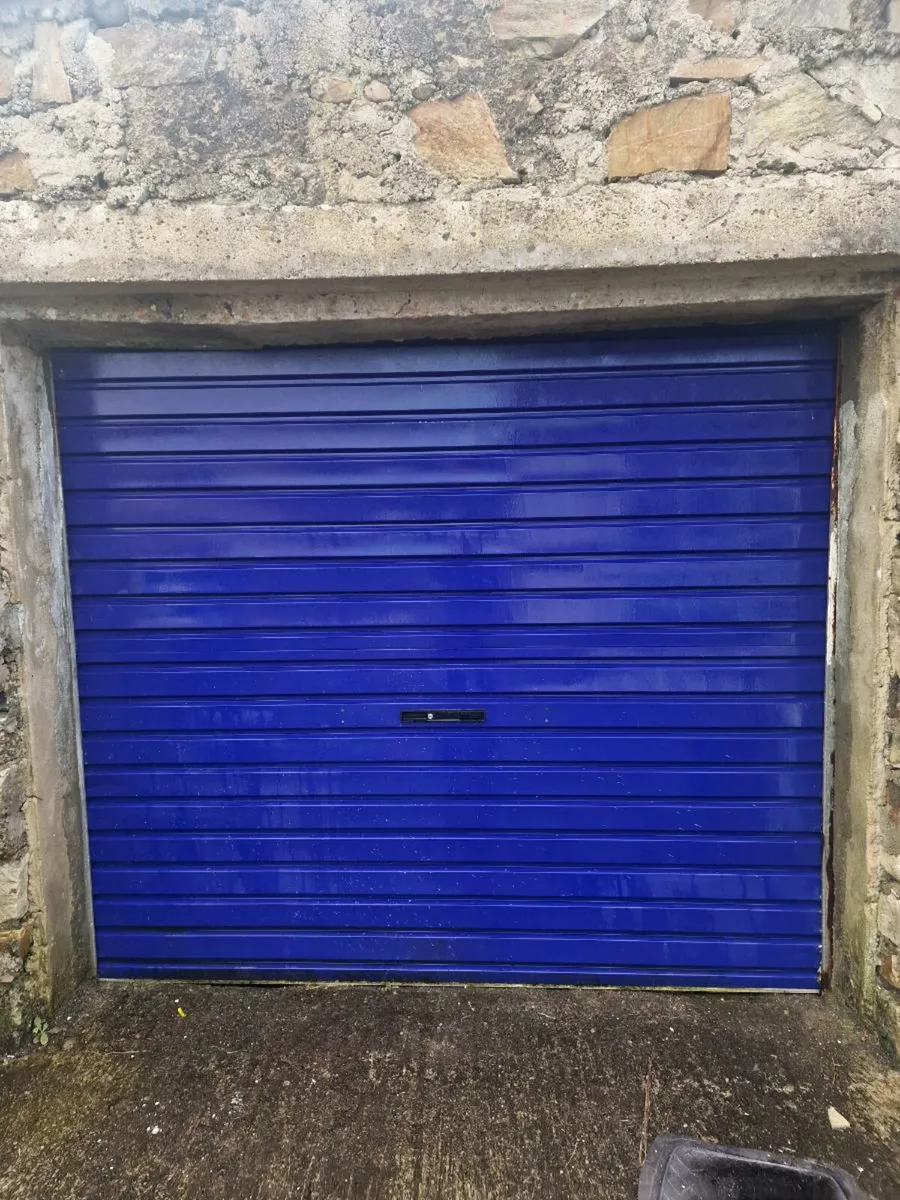 Roller door - Image 1