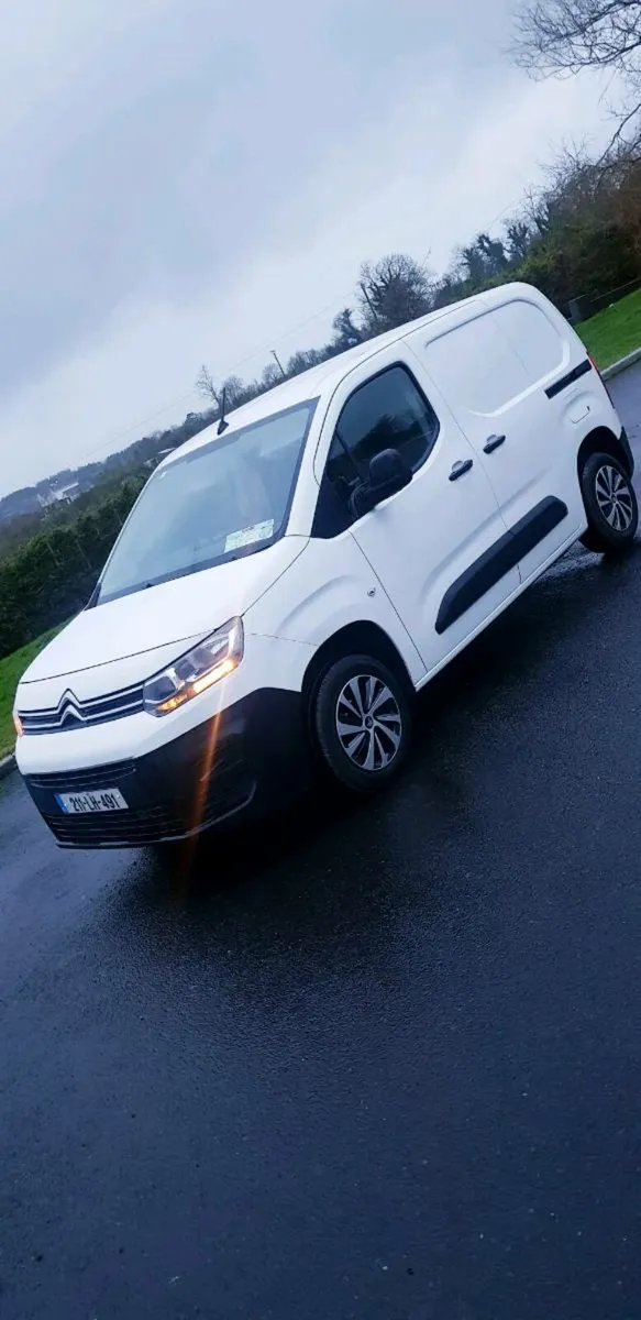 Citroen berlingo 3 seater, 211,full test just done - Image 1