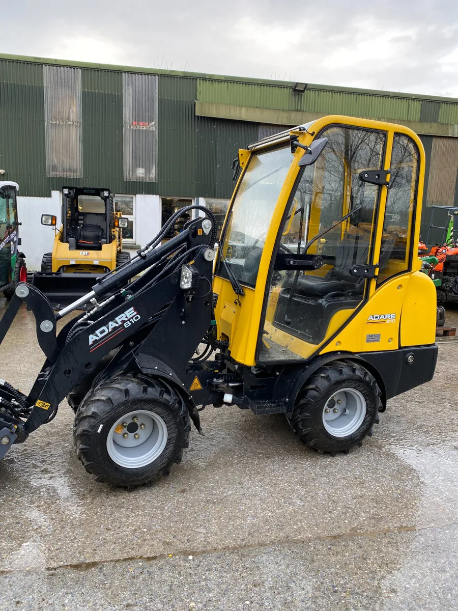 Adare 810 Mini Loader For Sale - Image 1