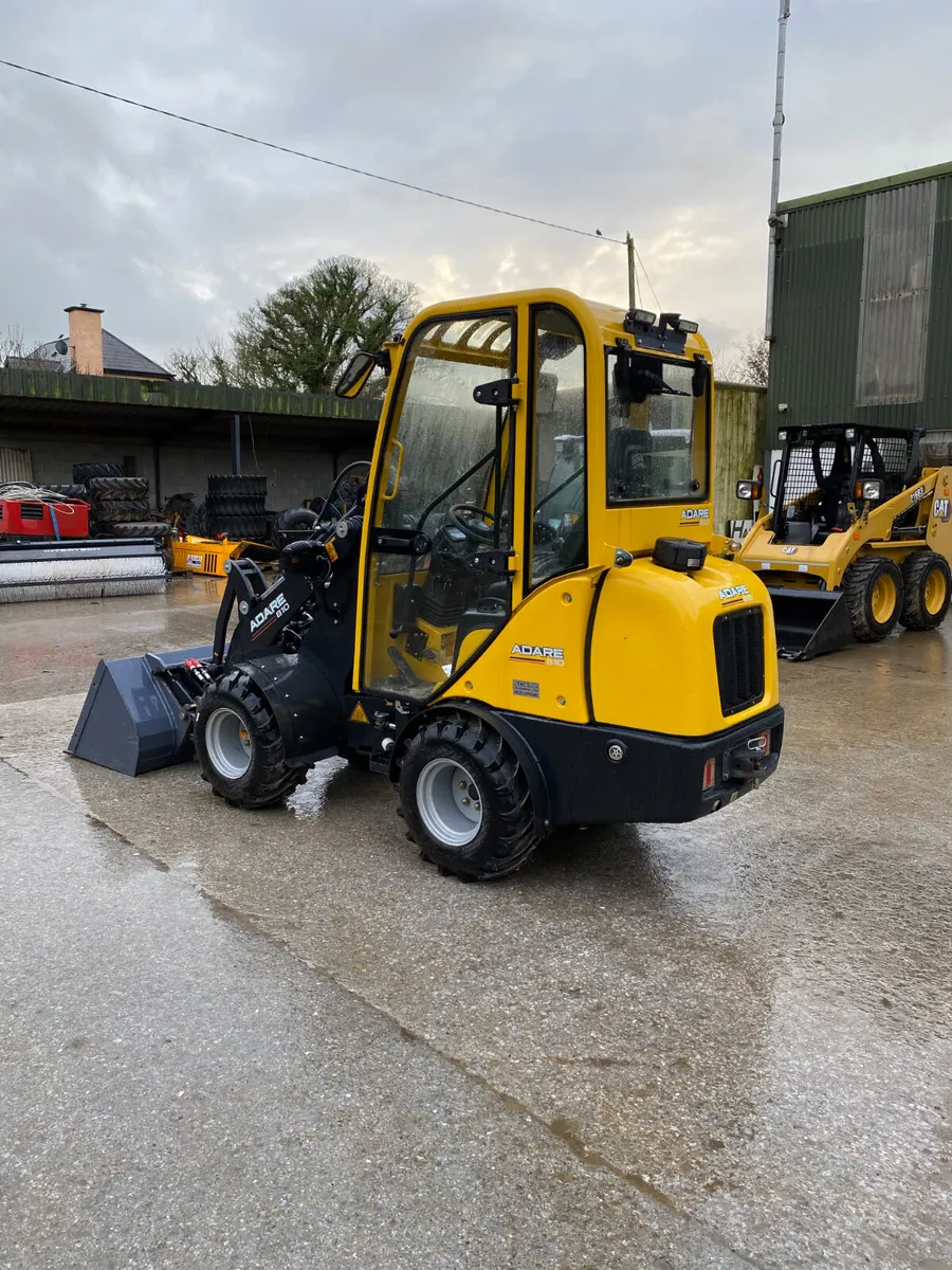 Adare 810 Mini Loader For Sale - Image 2