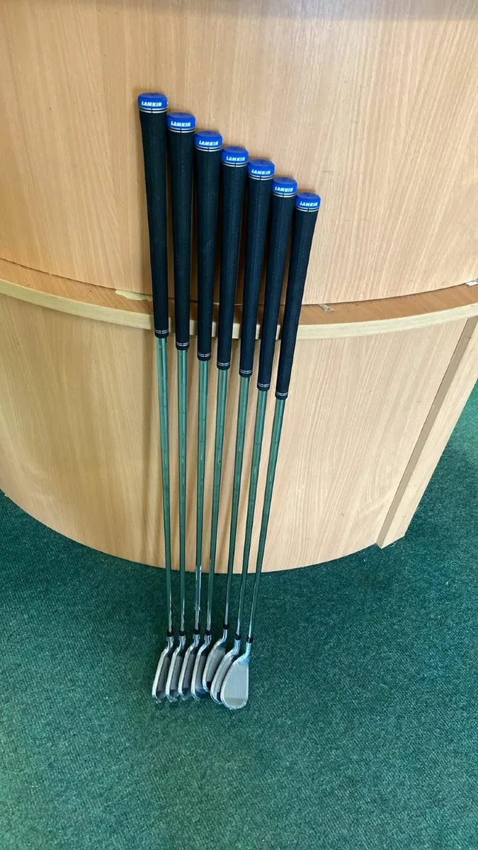 TaylorMade Qi10 5-SW REGULAR €1149 Now €899 - Image 3