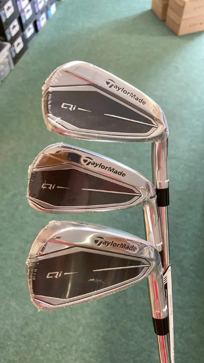 TaylorMade Qi10 5-SW REGULAR €1149 Now €899 - Image 1