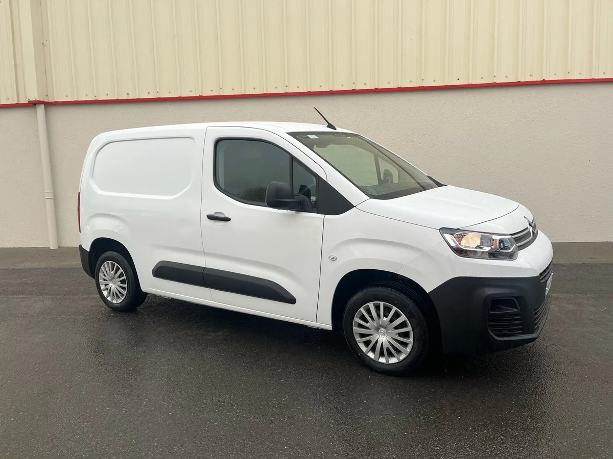 Citroen Berlingo 2022 (no vat) - Image 1