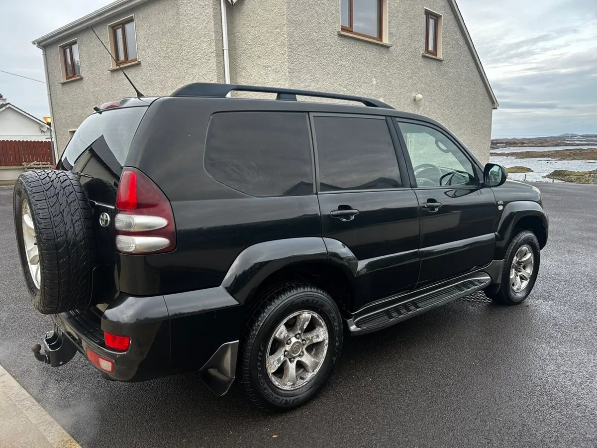 2010 Toyota Landcruiser LWB - Image 3