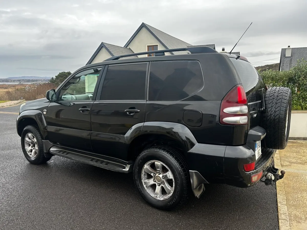 2010 Toyota Landcruiser LWB - Image 4