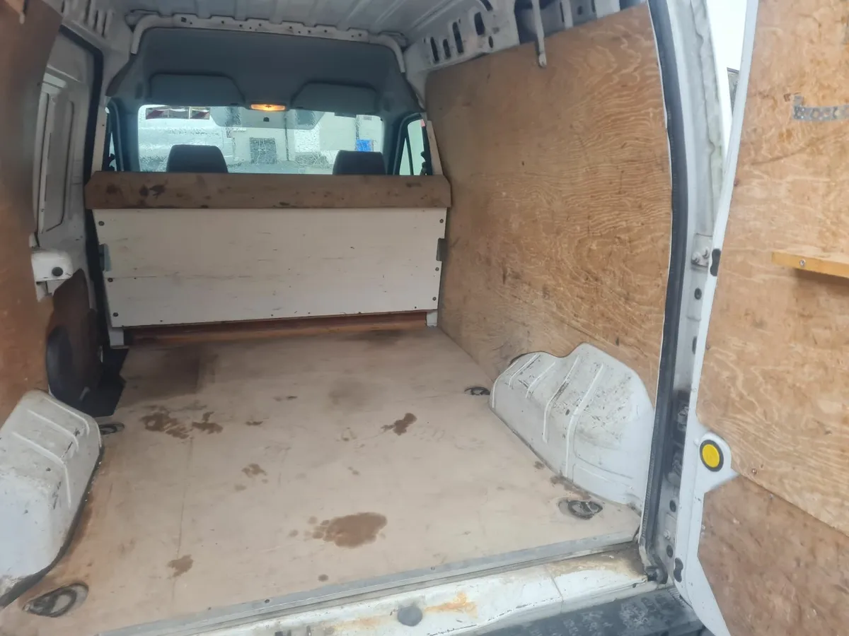 Transit connect van 90 T230 - Image 4