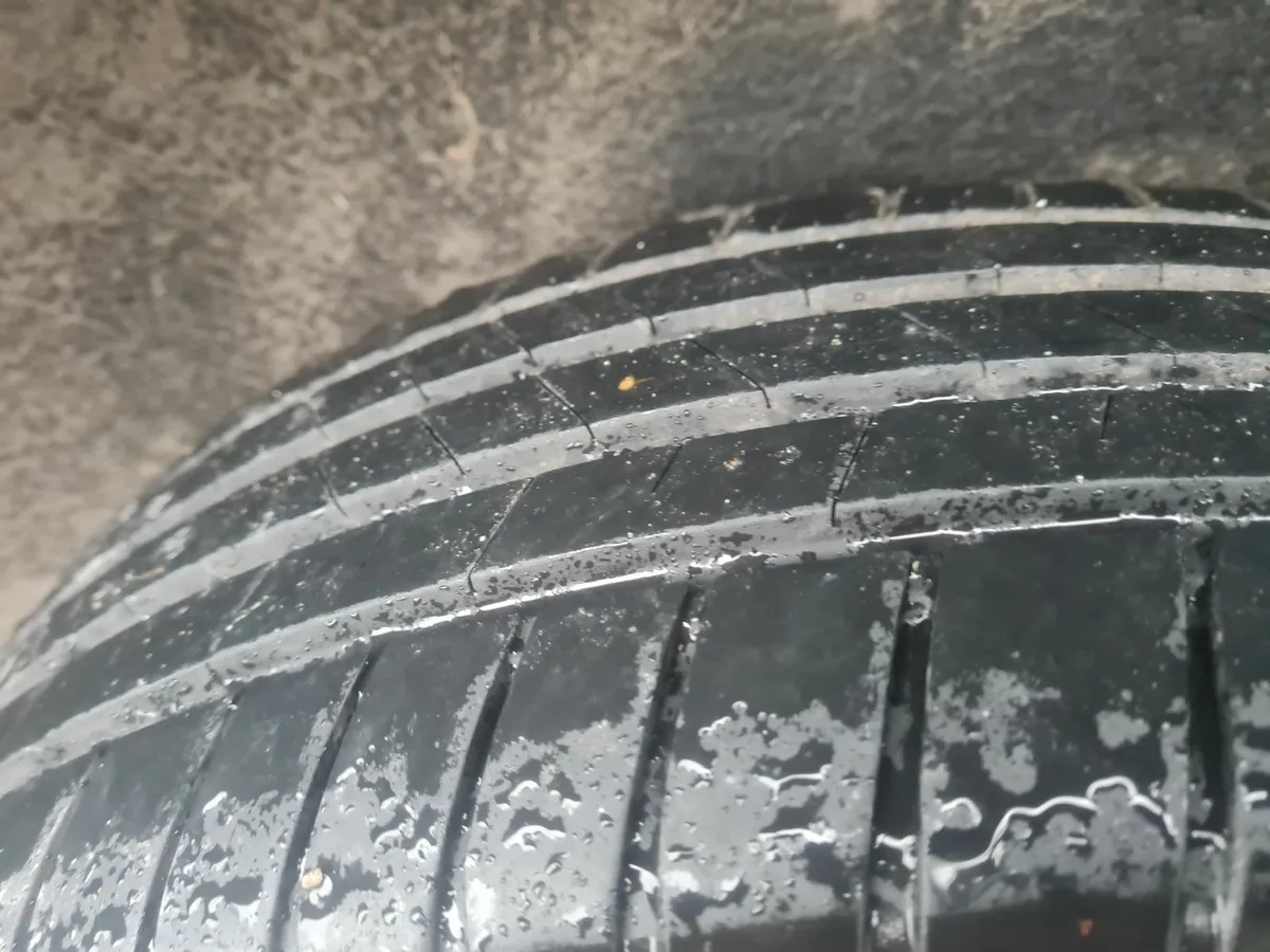 Transit connect van 90 T230 - Image 1