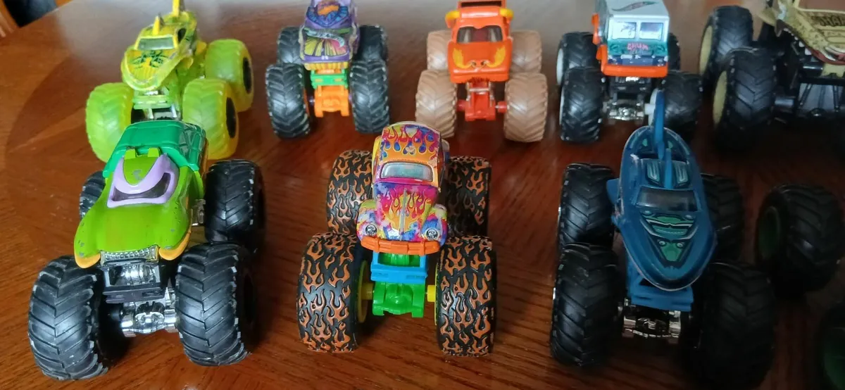 Hot wheel monster trucks - Image 2