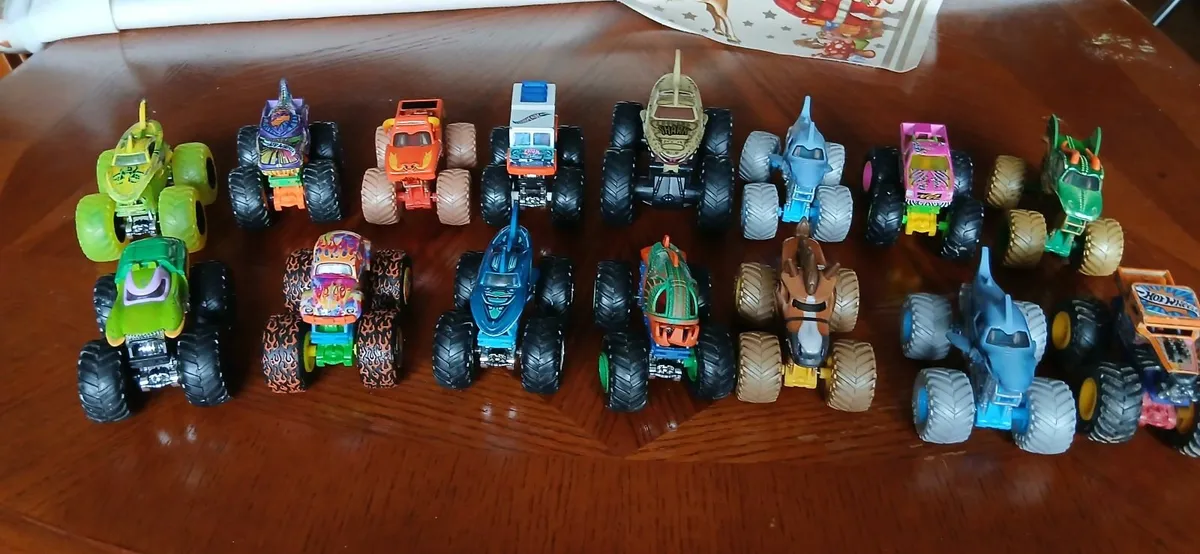 Hot wheel monster trucks - Image 4