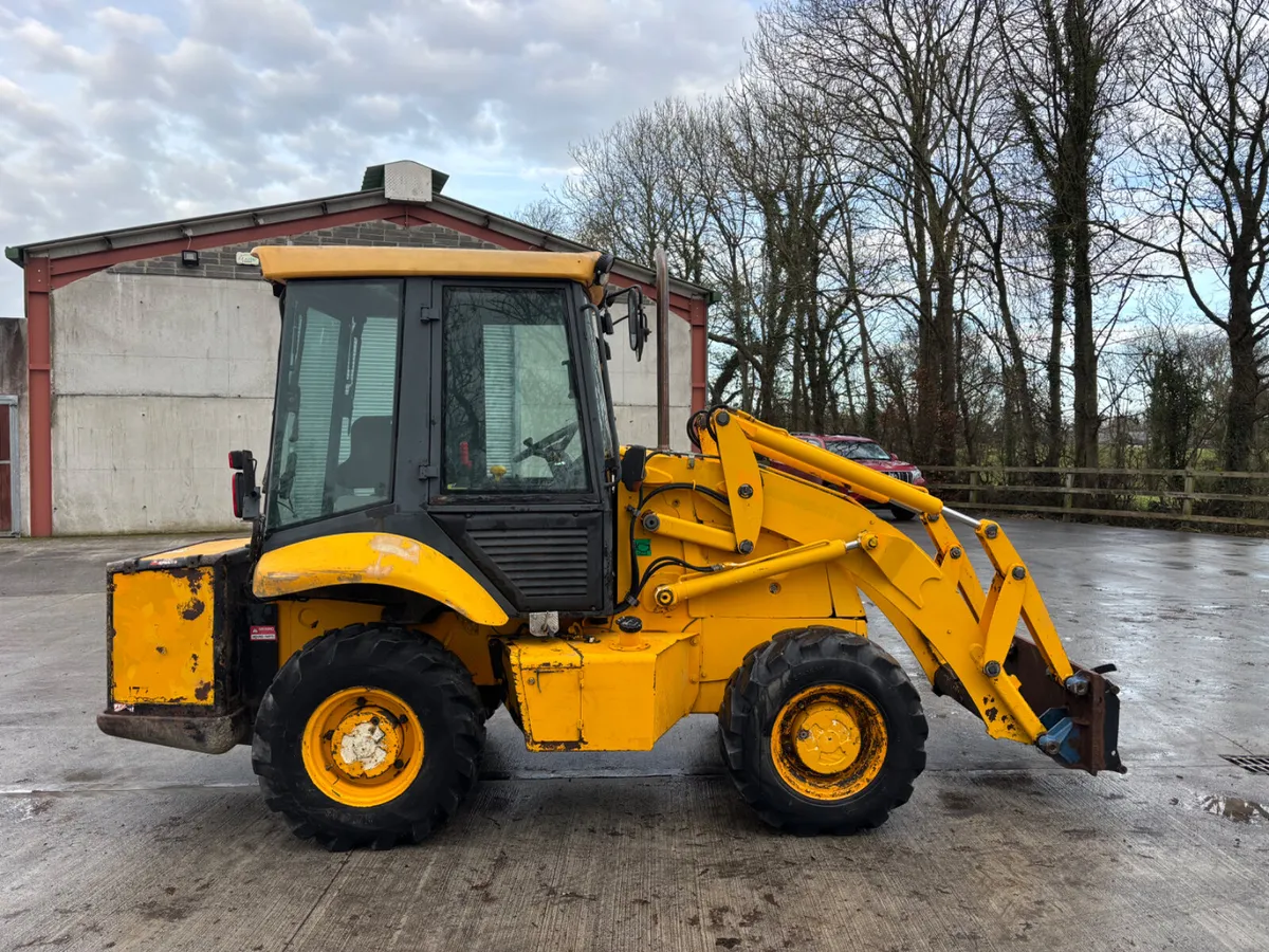 JCB 2CX Loader - Image 4