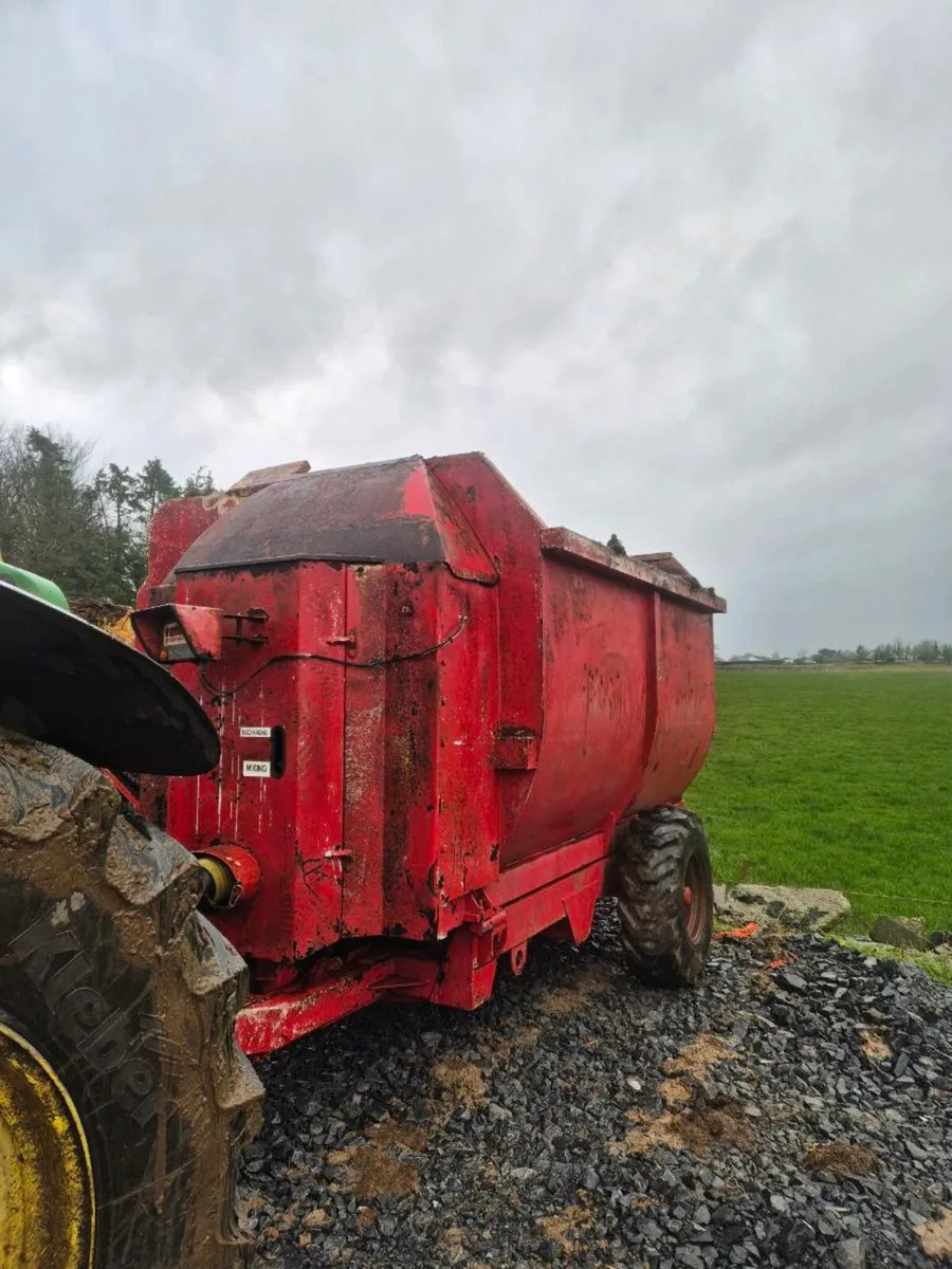 Redrock Diet  Feeder - Image 1
