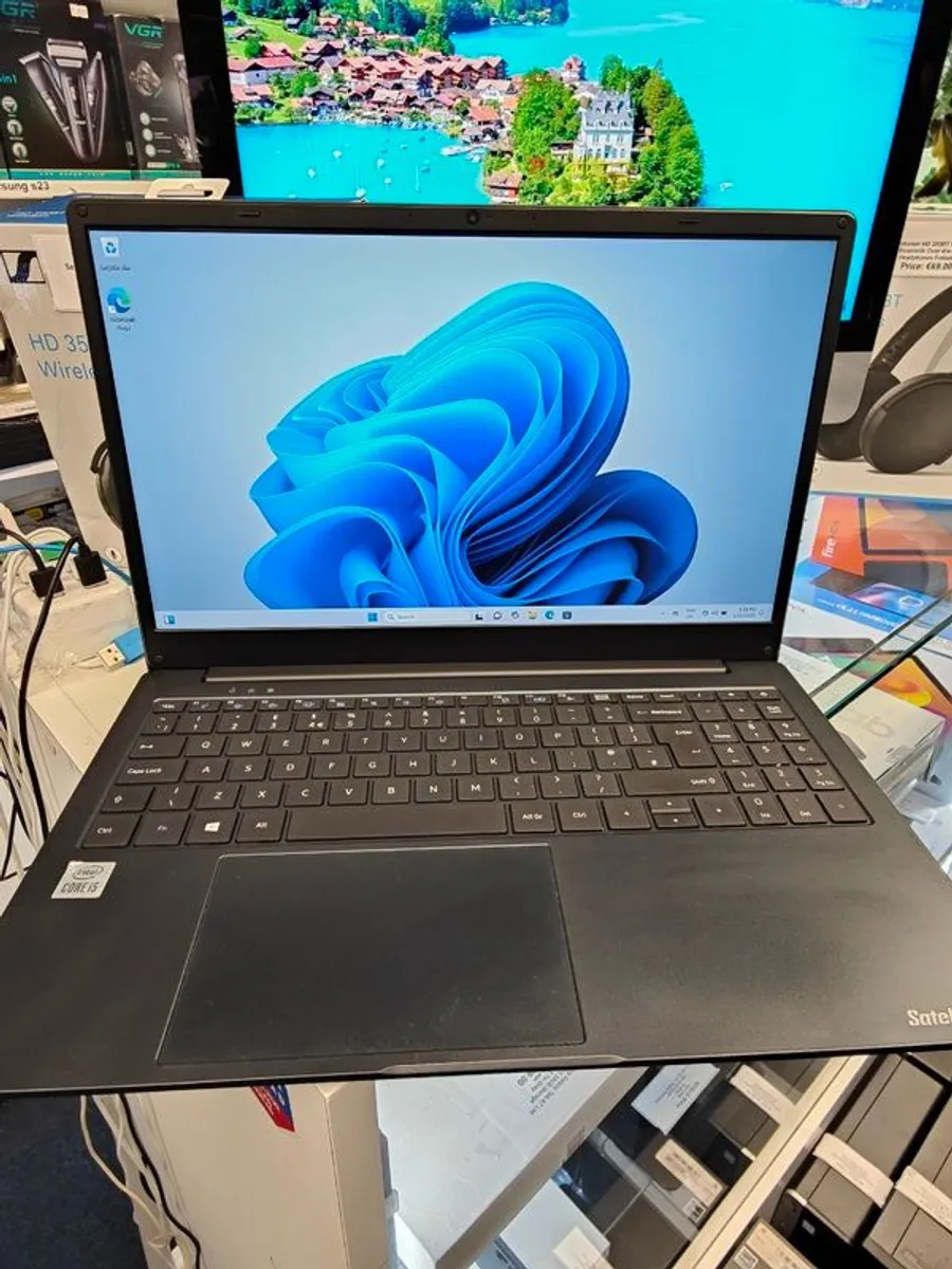 Dynabook Toshiba Satellite Pro C50 15.6" Intel Core i5-1035G1 (10th Gen) 8GB RAM - 512 GB SSD Windows 11 Pro - Image 4