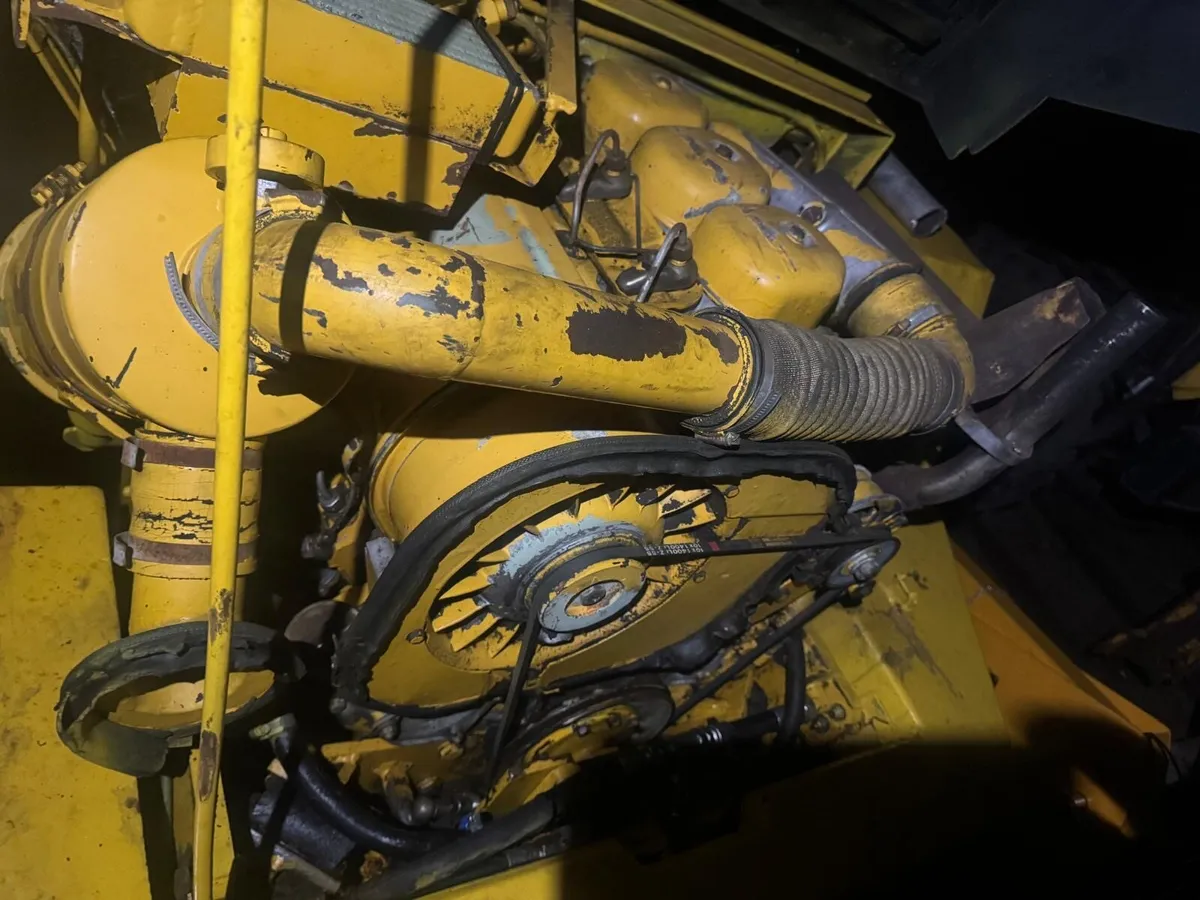 Kramer loader SALE AGREED - Image 2