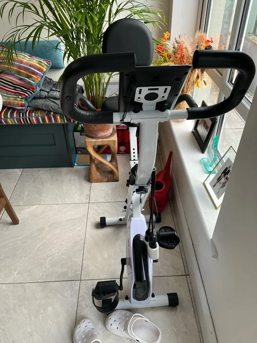 Excercise bike - Image 3