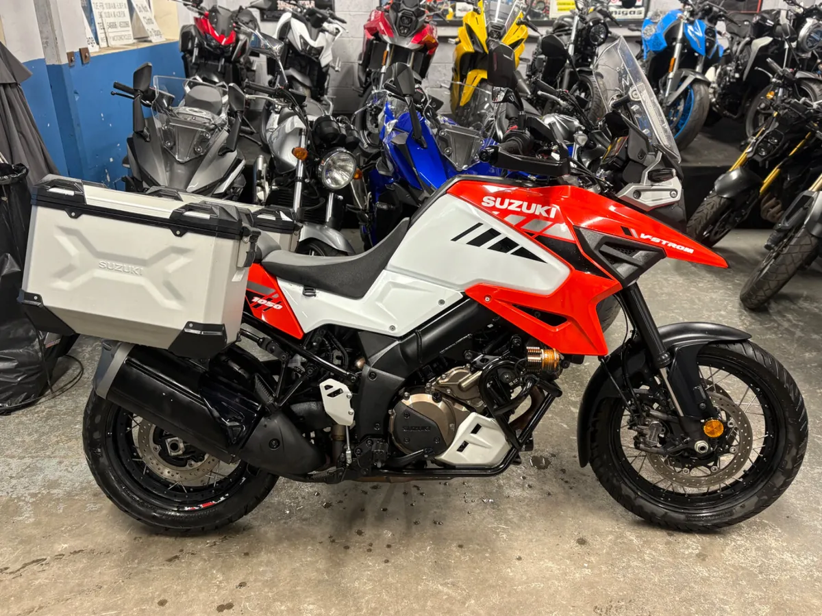 2022 Suzuki DL1050 V-Storm - Image 1