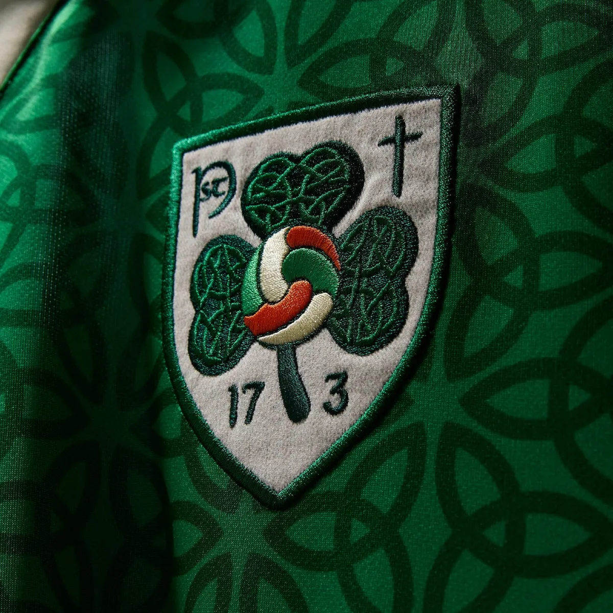 Irish soccer jersey - Image 4